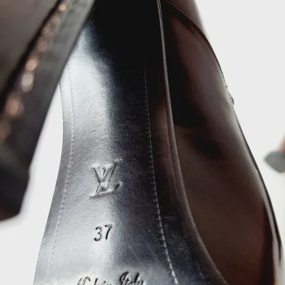 Louis Vuitton Runway Brown Leather Mary Jane Platform Pumps Size 37 / US 7 - Picture 15 of 16
